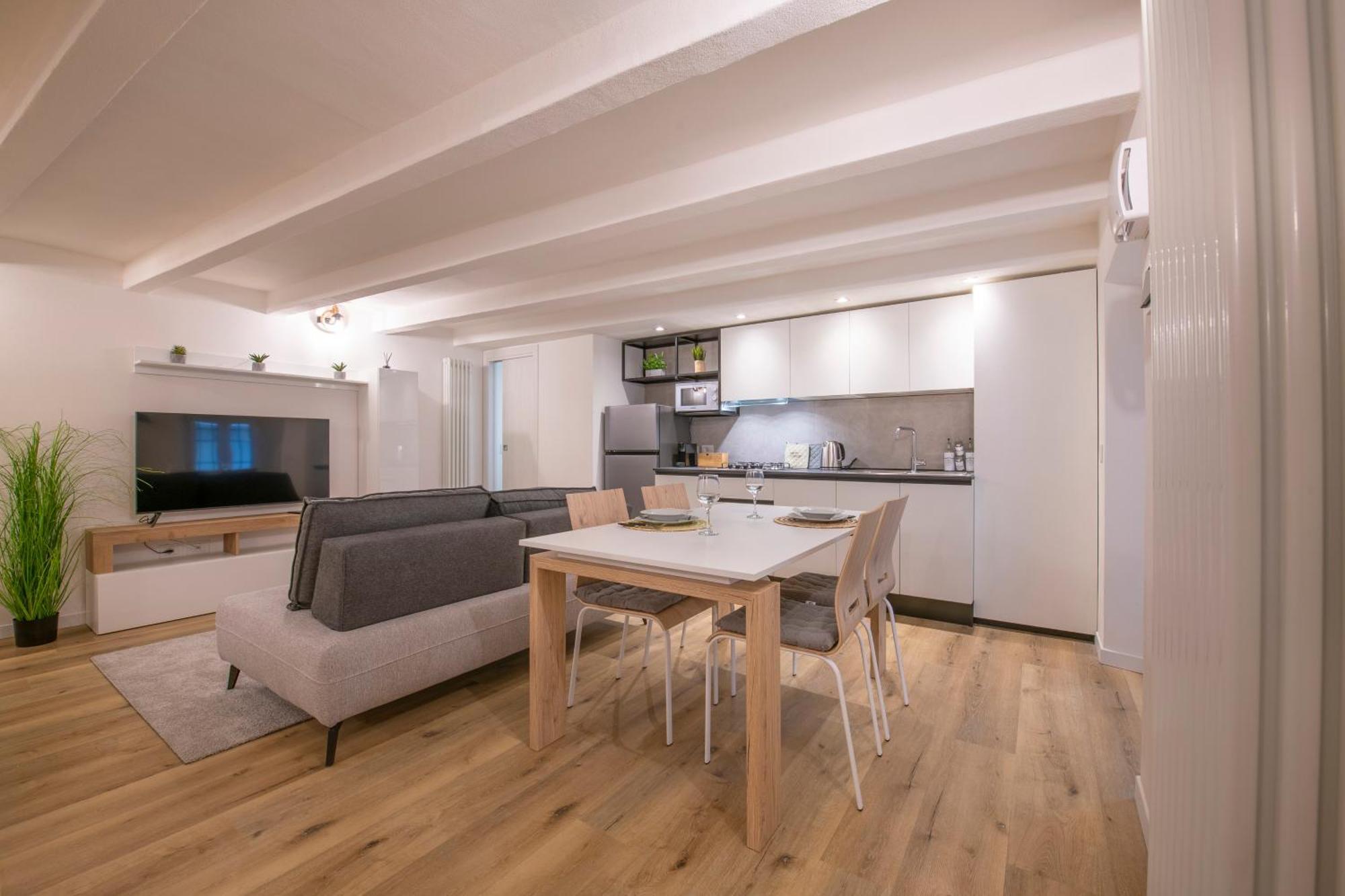 Borsarihouse Wifi & Smarttv Appartement Verona Buitenkant foto